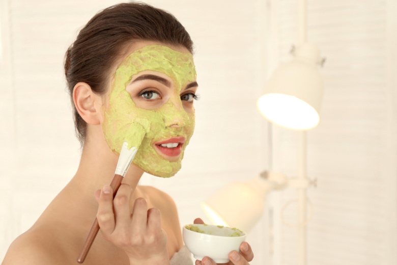 dermatolog-predupredil-chem-opasny-ovoshhnye-maski-dlja-lica-66a9a48