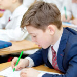 pediatr-raskryla-kak-vovremja-raspoznat-peregruzku-u-shkolnikov-0c003f0