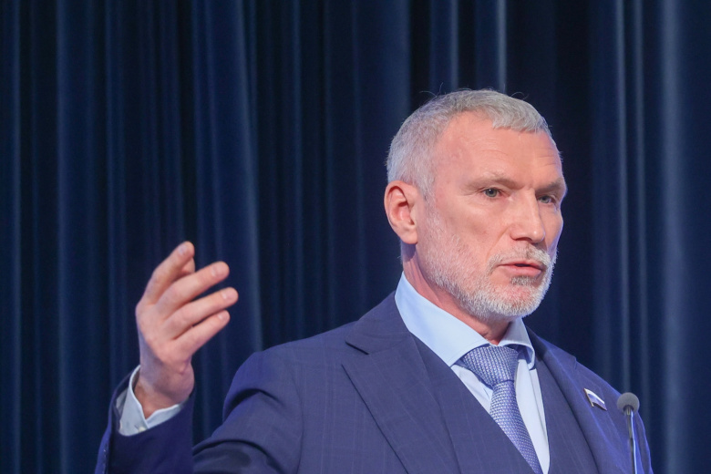 bespoleznyj-organ-deputat-vysmejal-rezoljuciju-es-po-ukraine-8aee978
