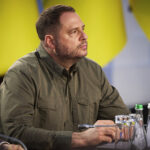 na-ukraine-vysmejali-reshenie-ermaka-ehat-na-front-d69adda