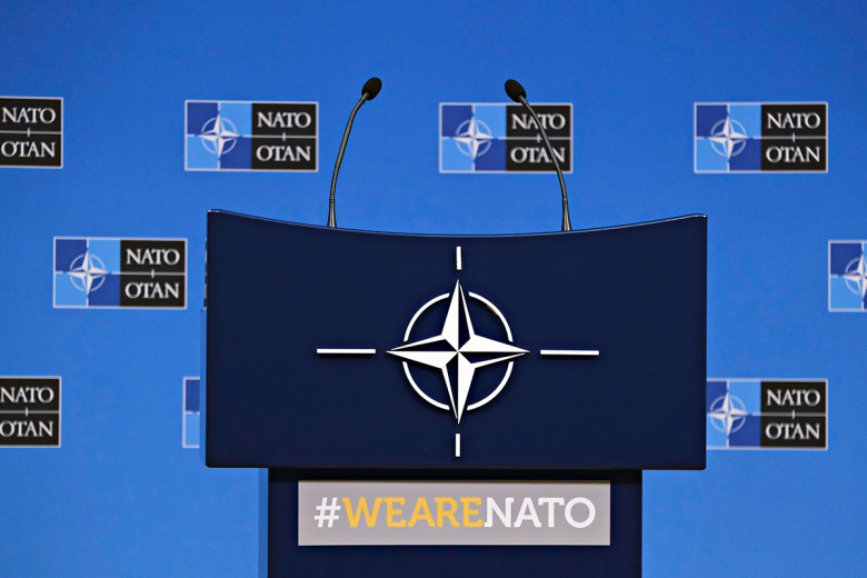 skoro-umret-na-zapade-pohoronili-nato-ed558c7