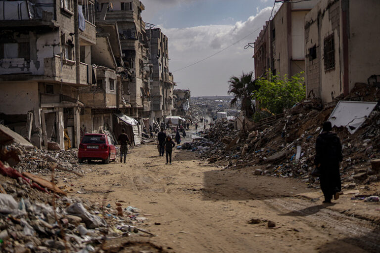 v-velikobritanii-podderzhali-vvod-kontingenta-v-sektor-gaza-d585298
