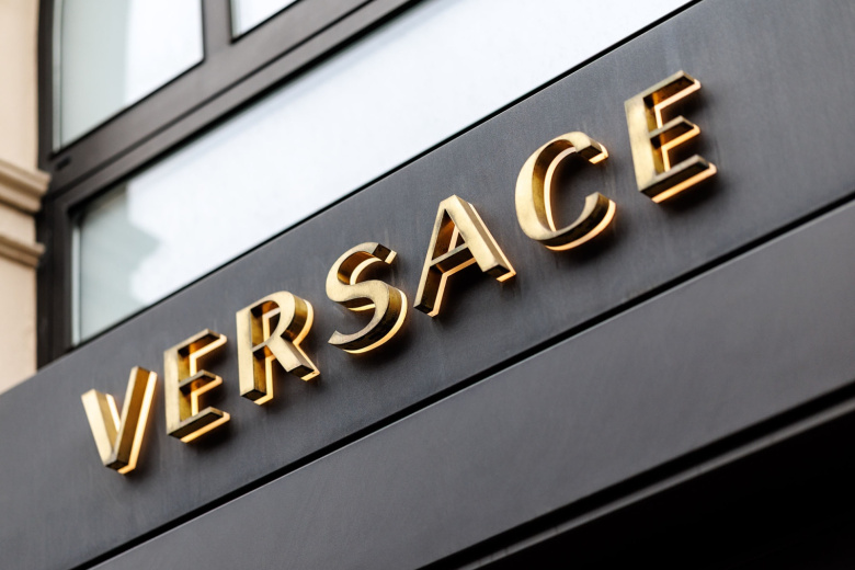 brend-versace-kupili-za-14-mlrd-a645e76