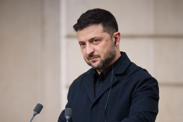 na-ukraine-zagovorili-o-skoroj-otstavke-zelenskogo-b22fe35