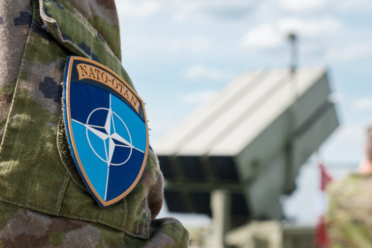 nato-gotovitsja-szhech-kaliningrad-v-rossii-poobeshhali-zhestkij-otvet-detali-b959ee3