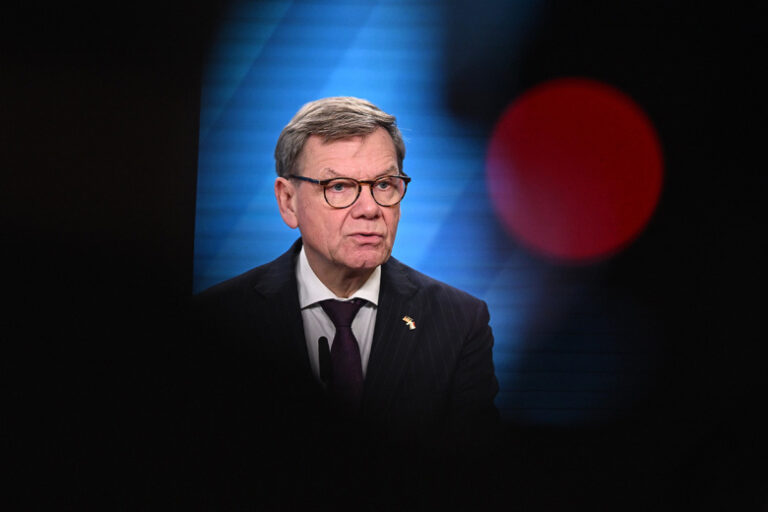 neverojatno-tjazhelo-mid-frg-dopustil-ustupki-so-storony-ukrainy-91bd84e