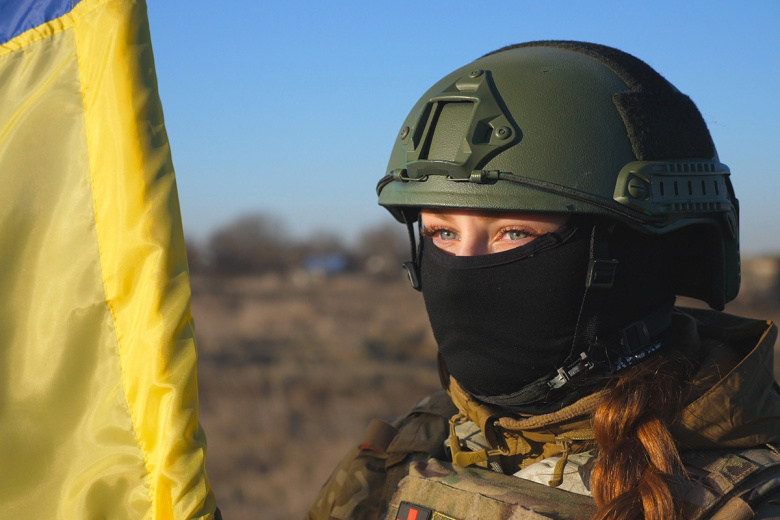 sluzhashhie-v-vsu-zhenshhiny-pozhalovalis-na-otnoshenie-ukraincev-k-ih-detjam-7e648f3